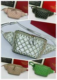 Picture of Valentino Handbags _SKUfw98199132fw